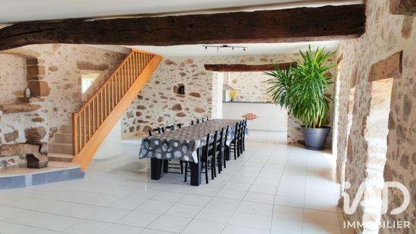 Maison à vendre 8 pièces 251 m² Le Poiré-sur-Vie