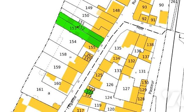 Maison d'habitation à usage d'habitation située à VIREUX-MOLHAIN (08320), 8 et 10 rue de l'égalité