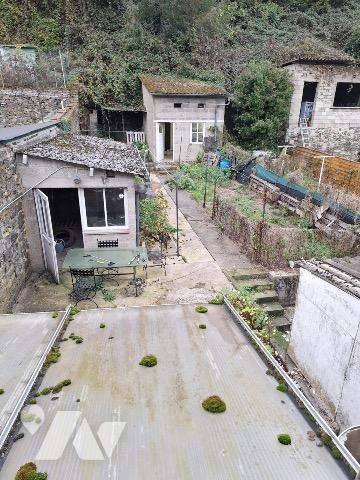 Maison d'habitation à usage d'habitation située à VIREUX-MOLHAIN (08320), 8 et 10 rue de l'égalité