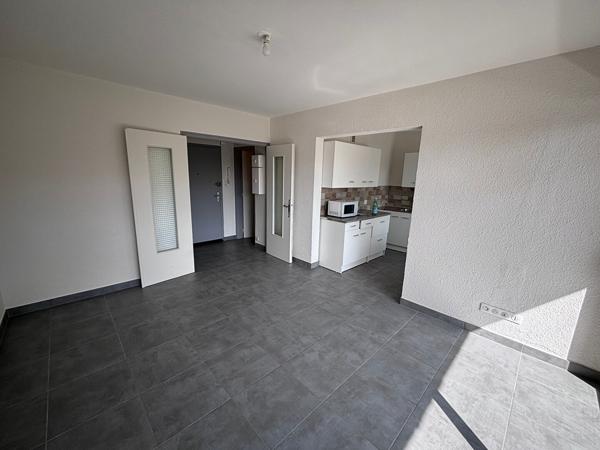 Location Appartement 1 pièce Pontarlier (25300) - proche centre-ville