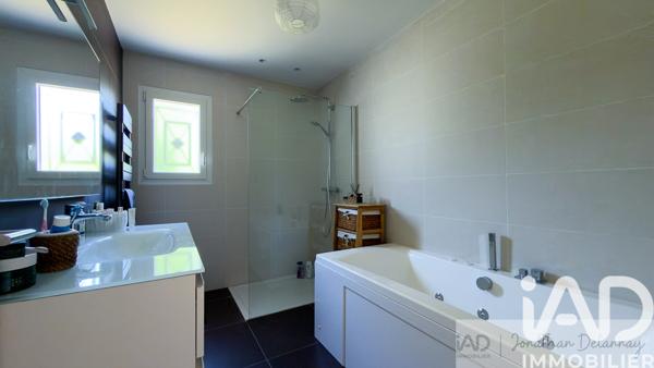 Maison à vendre 4 pièces 105 m² Langoiran