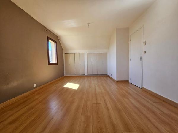 Maison à Le Mans, 72000 - 5 pièces 125m²