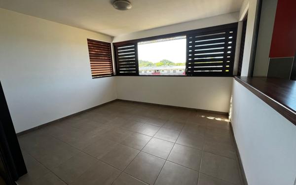 Appartement à vendre    2 pièces •  Remire-Montjoly