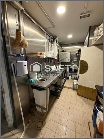 RESTAURANT PARIS 17ème Avenue des Ternes 250 m2 160 places assises 2 extractions de 400 Licence 4