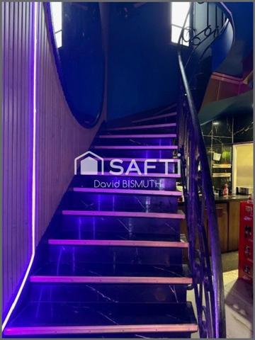 RESTAURANT PARIS 17ème Avenue des Ternes 250 m2 160 places assises 2 extractions de 400 Licence 4