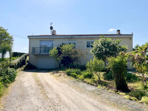 Maison Sevremoine 8 pièce(s) 132 m2