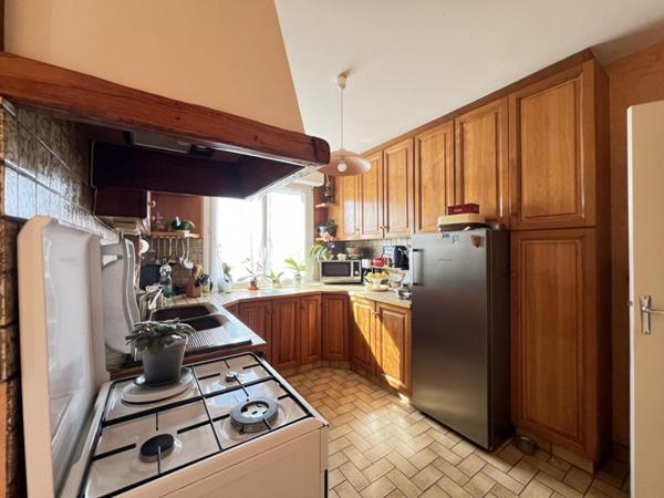 Maison Sevremoine 8 pièce(s) 132 m2