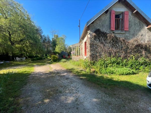 Maison à vendre à Cour-Cheverny dans le Loir-et-Cher (41700), ref : 41002-1051554