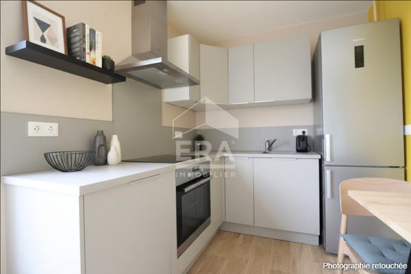 À VENDRE  4 PIÈCES AVEC TERRASSE  DERNIER ÉTAGE  SAINT-DENIS