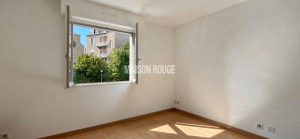 Appartement T2 avec vue mer, terrasse Sud-Est, parking et ascenseur proche plage et commerces