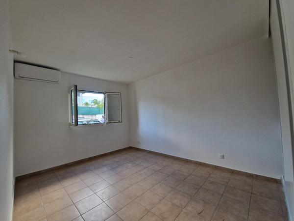Baie-Mahault (97122) APPARTEMENT T3, RDC, À VENDRE