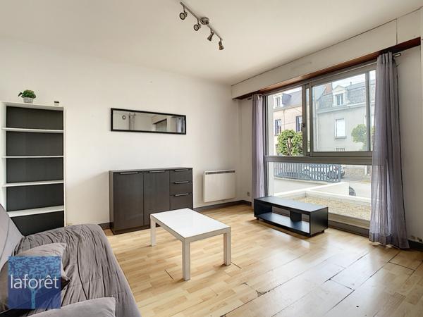 Location appartement Thouars - 2 pièce(s) - 37 m² - 458 €/mois