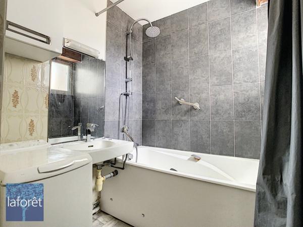 Location appartement Thouars - 2 pièce(s) - 37 m² - 458 €/mois