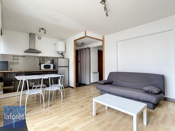 Location appartement Thouars - 2 pièce(s) - 37 m² - 458 €/mois