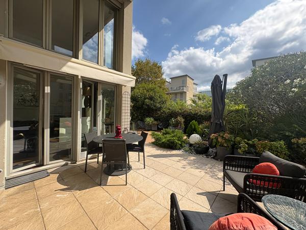 Bordeaux Bastide - Appartement T4 avec extérieur et deux places de parking , Bordeaux