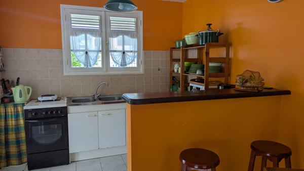 Maison à louer 1 490 € CC ST FRANCOIS 3 p 100 m² DPE C