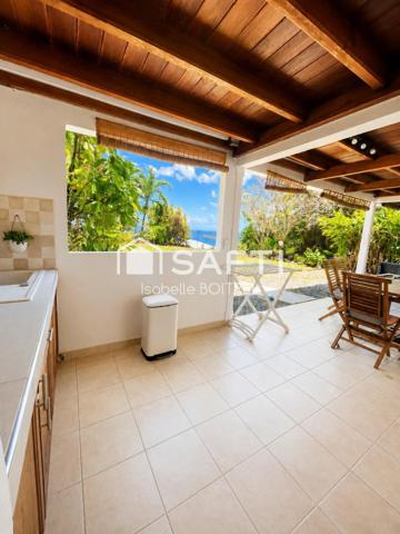 Villa T5 avec vue mer et beaux volumes.
