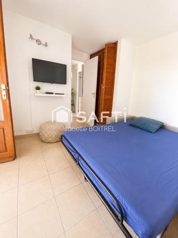 Villa T5 avec vue mer et beaux volumes.