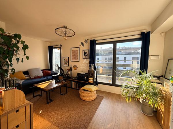 Appartement Pontoise 2 pièce(s) 40.30 m² 198 500 € **  - Référence  11336