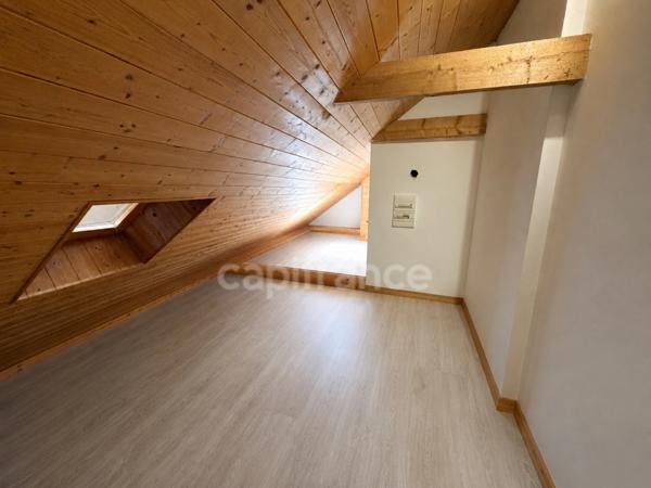 EXCLUSIVITÉ - Propriété à vendre 12 pièces CARHAIX PLOUGUER (29)