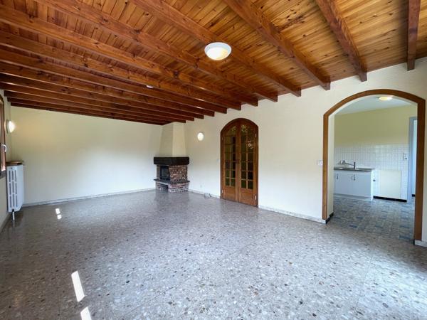 Entremont-le-Vieux (73670) Grande maison familiale + 3 bureaux + appartement T1 accès indépendant - vue dégagée - terrain - 30mn Chambéry