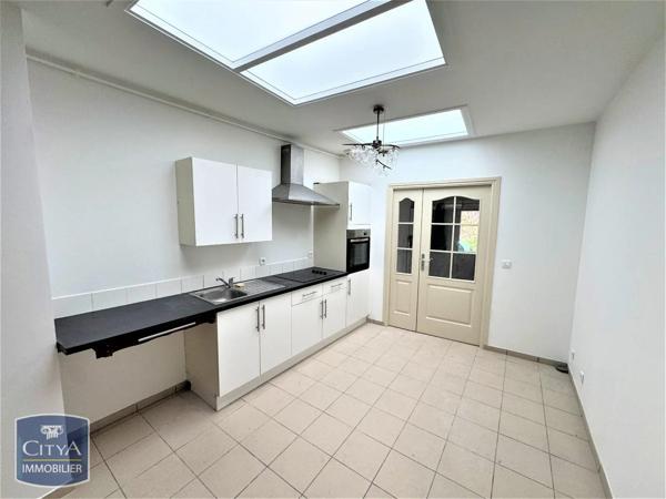 Appartement à louer 2 pièces 61.19m² Armentières (59280)