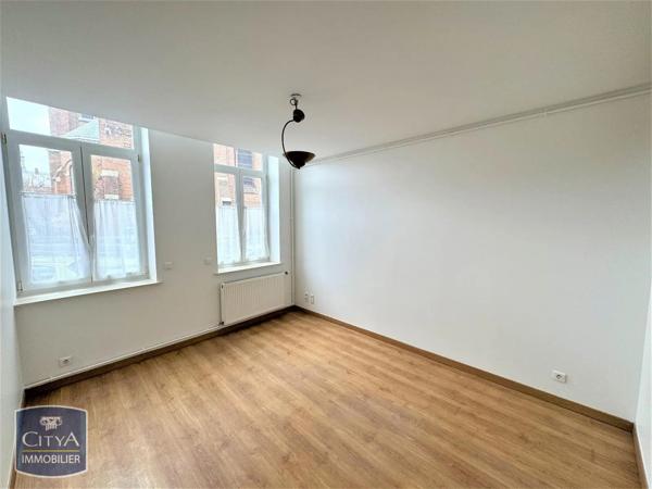Appartement à louer 2 pièces 61.19m² Armentières (59280)