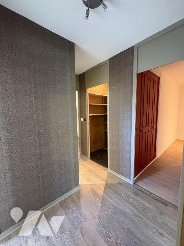 APPARTEMENT T4 A VENDRE A CASTANET-TOLOSAN (HAUTE-GARONNE)
Coquet T4 de 85 m² situé en c?ur de...