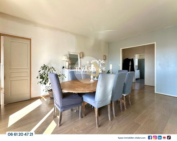 Chalon-sur-Saône (71100) Appartement T5 | 103 m² | Double balcon | Vue imprenable sur Chalon-sur-Saône | Place de parking privative