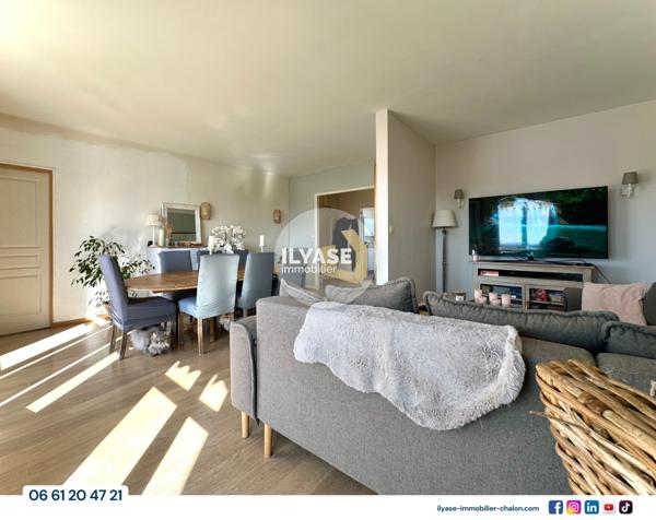 Chalon-sur-Saône (71100) Appartement T5 | 103 m² | Double balcon | Vue imprenable sur Chalon-sur-Saône | Place de parking privative