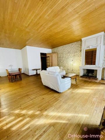 Immeuble à vendre 9 pièces de 380 m²