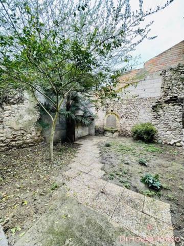 Immeuble à vendre 9 pièces de 380 m²