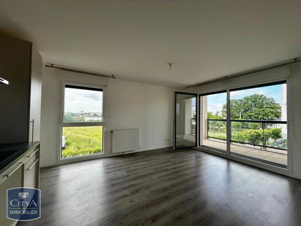 Appartement à louer 3 pièces 62.1m² Chartres (28000)