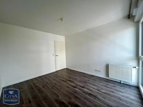 Appartement à louer 3 pièces 62.1m² Chartres (28000)