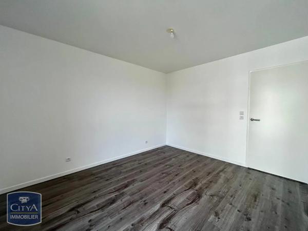 Appartement à louer 3 pièces 62.1m² Chartres (28000)