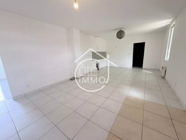 PRIGONRIEUX : Maison mitoyenne de plain-pied 4 pièces de 94m² avec jardin