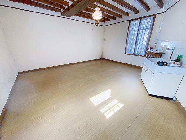 Maison de bourg à fort potentiel à Châteauneuf-sur-Sarthe