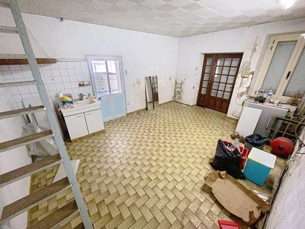 Maison de bourg à fort potentiel à Châteauneuf-sur-Sarthe