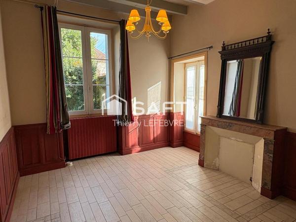 maison en pierre du XIX? siècle, offrant 150 m²