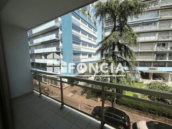 Location Appartement 2 pièces 38.27 m² - 2 RUE SAINT JOSEPH Grenoble 38000