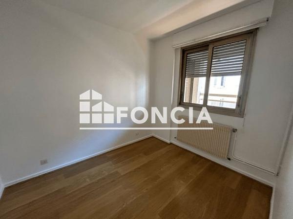 Location Appartement 2 pièces 38.27 m² - 2 RUE SAINT JOSEPH Grenoble 38000