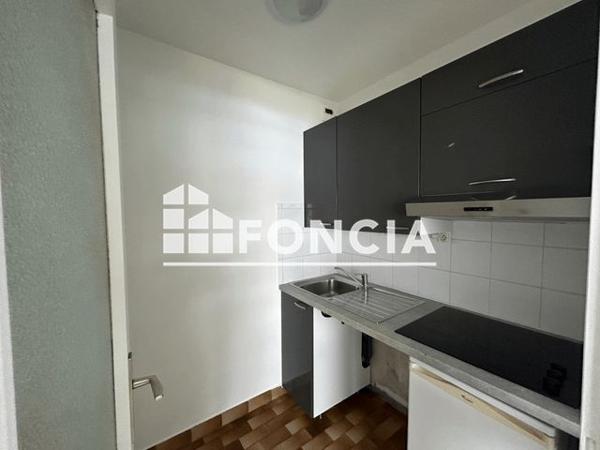 Location Appartement 2 pièces 38.27 m² - 2 RUE SAINT JOSEPH Grenoble 38000