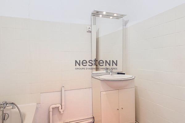 Appartement a Vitrolles de 3 pieces avec terrasse de 70.37 m2 environ