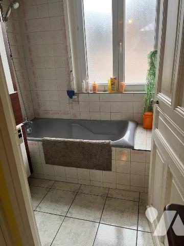 PROCHE GARE ET COMMODITES