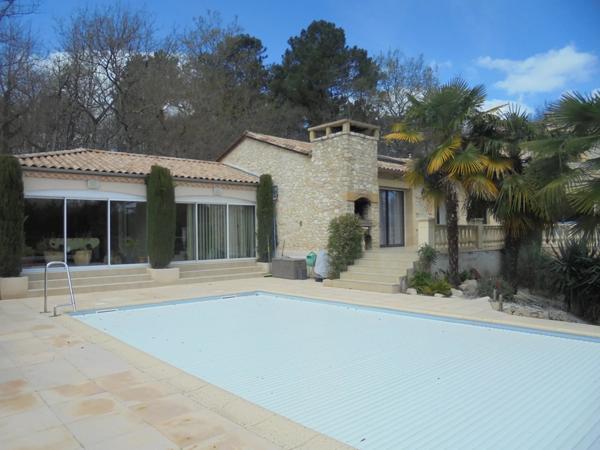 Immobilier Périgueux (24000) – Propriété 350m2 – 715 000 €