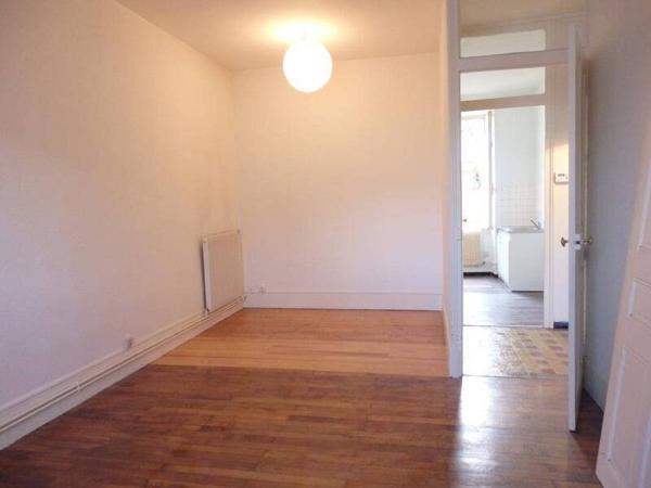 Appartement 2 pièces                                        - 38000 Grenoble Réf : 5625