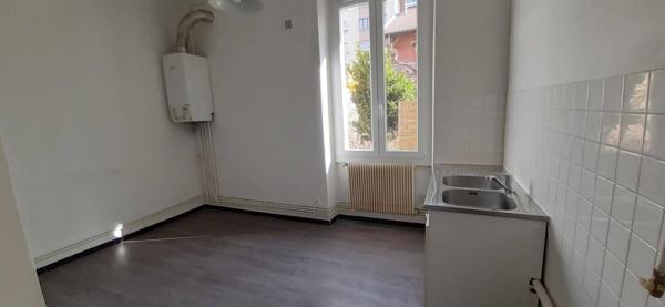 Appartement 2 pièces                                        - 38000 Grenoble Réf : 5625