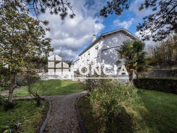 À vendre Maison 4 pièces 102 m² - La Rochelle 17000