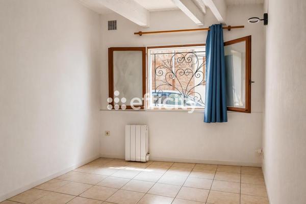 Maison
         5 pièces
        - 89 m² Exclusivité 145 000 € *