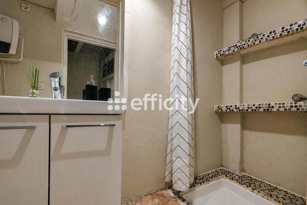 Maison
         5 pièces
        - 89 m² Exclusivité 145 000 € *